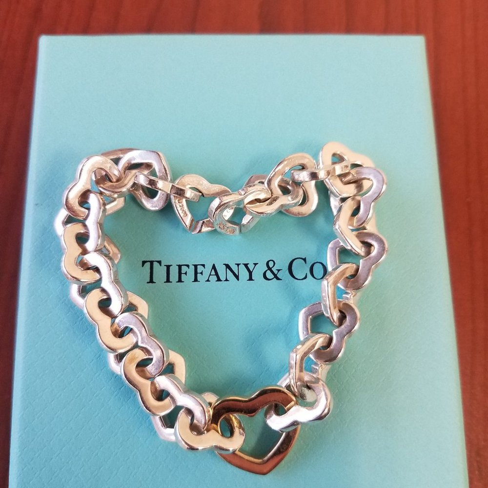 Tiffany & Co. Silver & Gold Heart Bracelet - 7 Inc